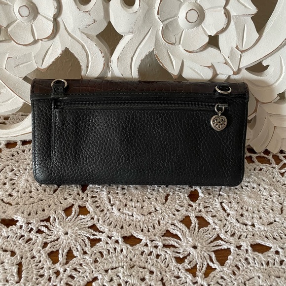 Brighton wallet with 18 card slots. Great condition. - Picture 12 of 12
